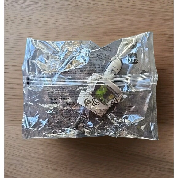 2024 Burger King The Addams Family Wednesday Toy Brand New In Plastic 17792A 3+ - Picture 1 of 5